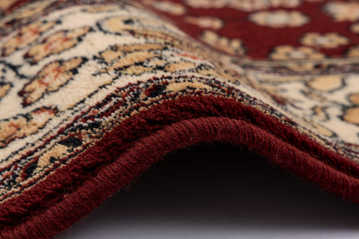 Isfahan Kantabria Ruby