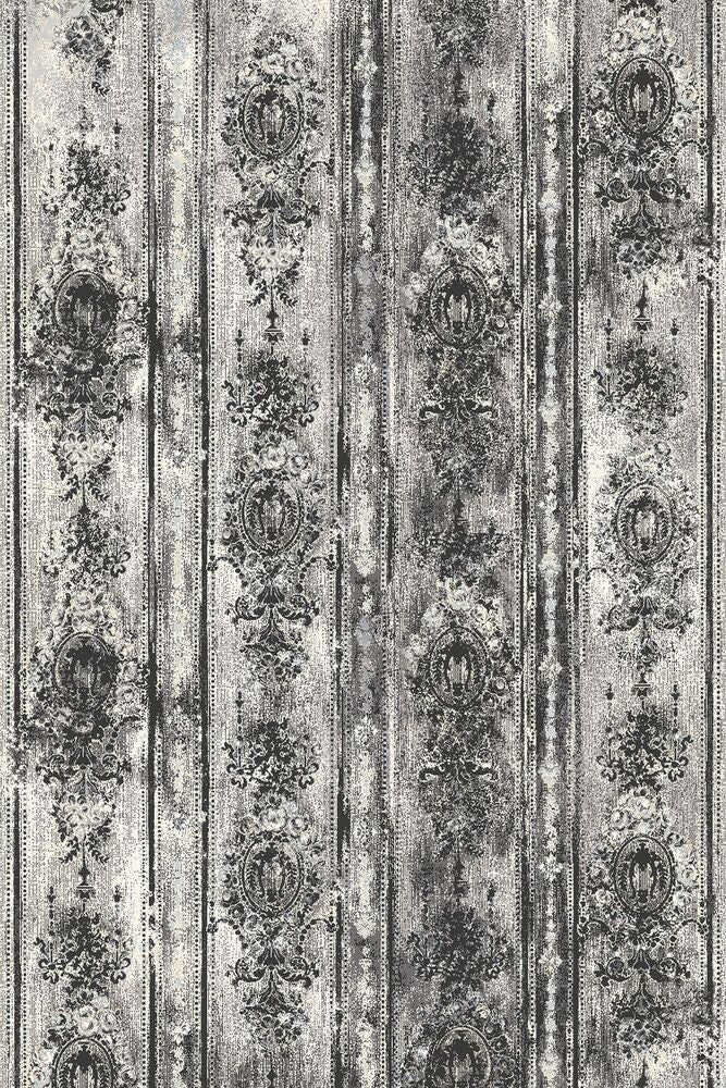 Agnus Salia Graphite